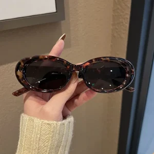 Nuevas gafas de sol cuadradas pequeñas estilo Retro Y2K, gafas de sol tipo ojo de gato para mujer, gafas de espejo coloridas a la moda, gafas de sol deportivas Punk para hombre